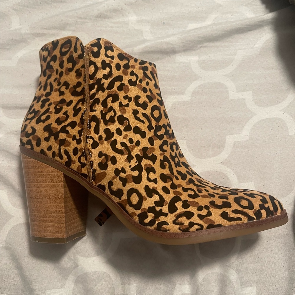 Worn One Time Heels Size:6.5